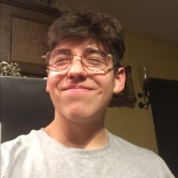 Meet your Posher, Benjamin👀 - Picture 8 of 8